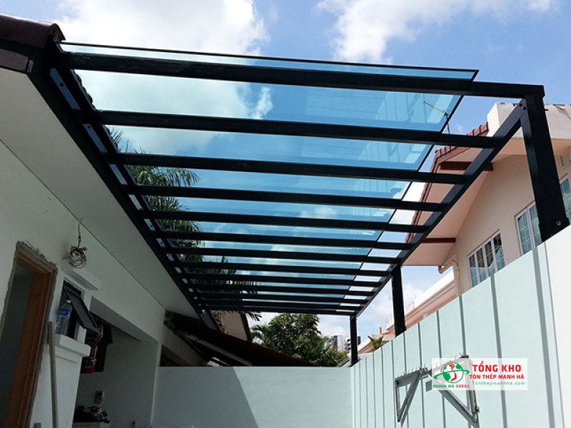 Sắt hộp 25x50 thường được dùng làm khung mái hiên