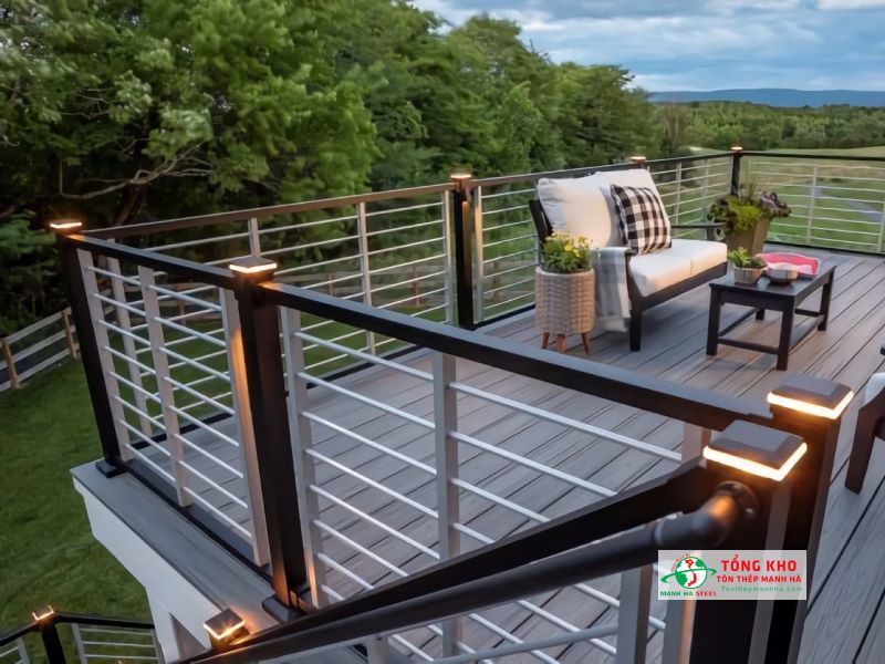 Lan can được gia công từ thép hộp 80x80