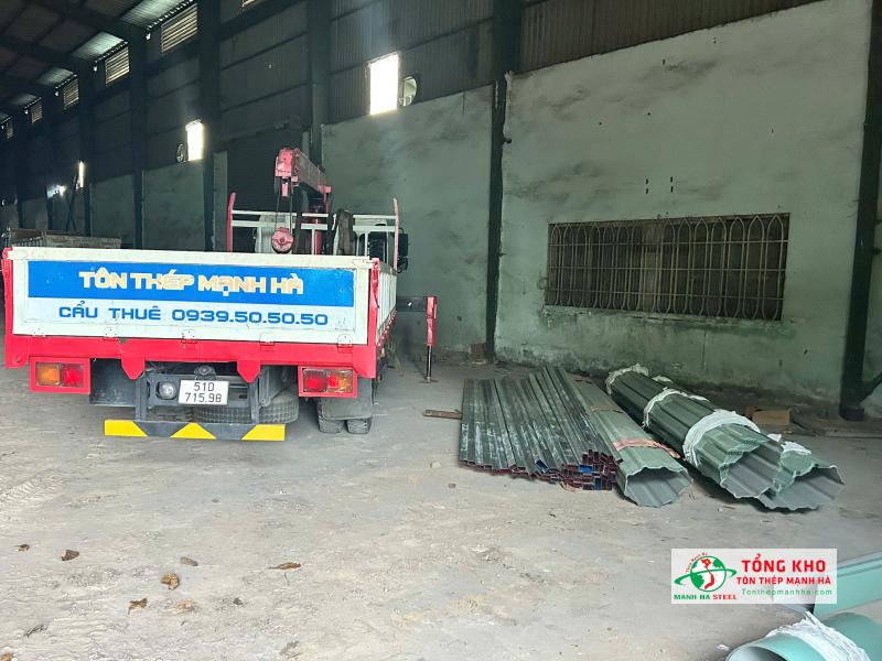 Giao sắt hộp và tôn mài xanh ngọc cho Công ty Khánh Đông – Hóc Môn