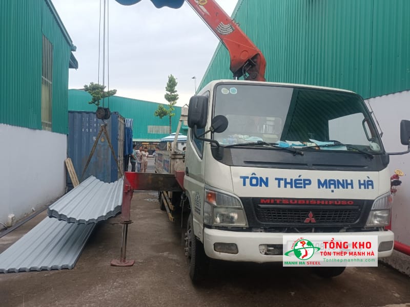 Mạnh Hà là đại lý tôn lợp mái uy tín tại TPHCM