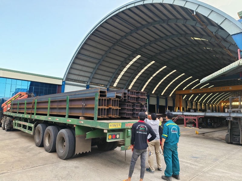 Công ty tôn thép Mạnh Hà chuyên cung ứng thép hình Posco giá tốt nhất thị trường, giao hàng toàn Miền Nam