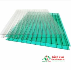 Tôn nhựa phẳng là loại tôn nhựa làm bằng hợp chất polycarbonate với bề mặt dạng phẳng