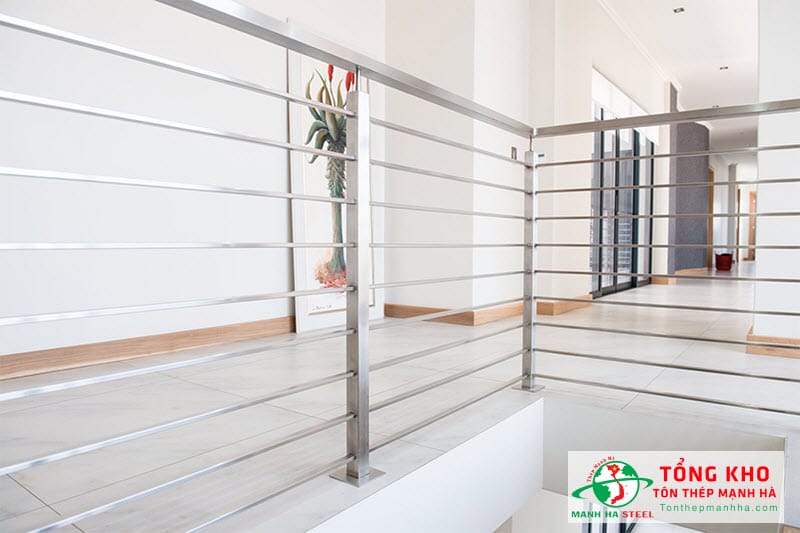 Ứng dụng U inox dày 3.5mm làm lan can