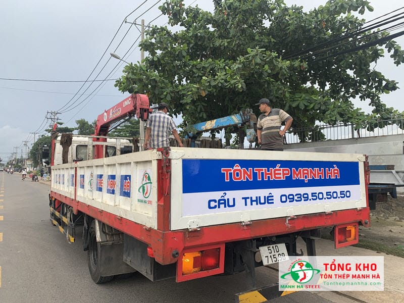 Đại lý Mạnh Hà hỗ trợ chuyển inox láp phi 12 tới tận công trình