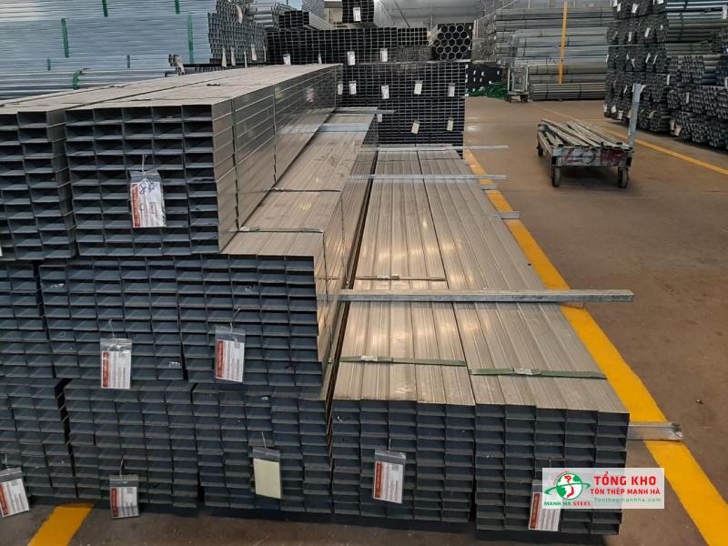 Kho bảo quản sắt hộp mạ kẽm cần ở nơi khô ráo, sản phẩm sắp xếp, phân loại gọn gàng
