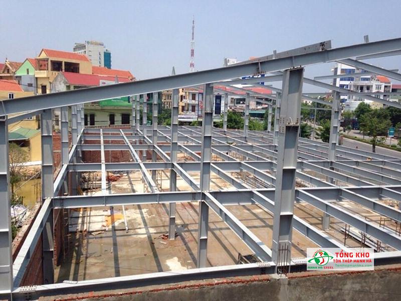 Thép H sử dụng làm cột, dầm xây dựng nhà xưởng