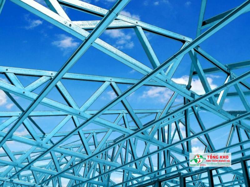 Khung kèo kết hợp vì kèo thép V và thép hộp