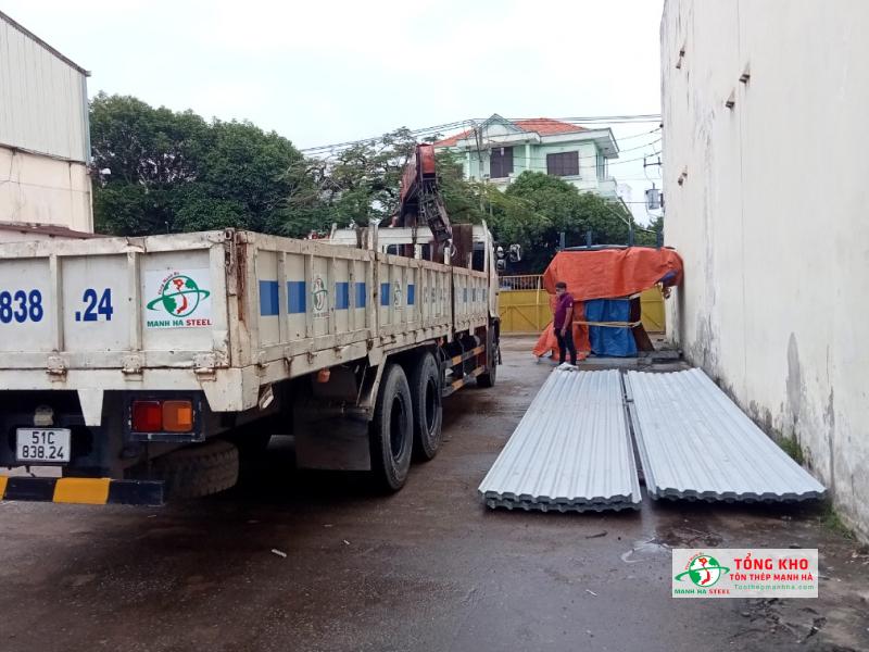 Mua tôn inox 201, 304 bền đẹp, giá tốt tại Tôn Thép Mạnh Hà