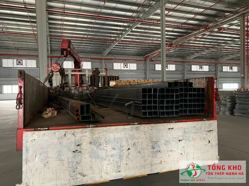 Tôn Thép Mạnh Hà cung ứng thép hộp 140x140 Nguyễn Minh, Hoà Phát chính hãng