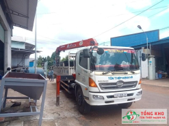 Tôn Thép Mạnh Hà cam kết vận chuyển sắt hộp 180x180 tận công trình