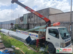 Chúng tôi hỗ trợ vận chuyển thép hộp 100x300 tới tận công trình