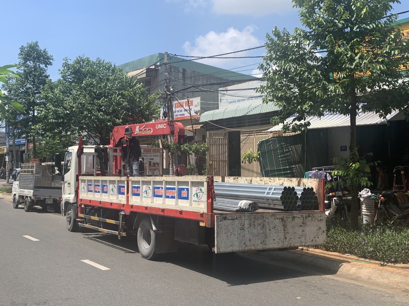 Cung cấp 350 cây ống thép phi 60 x 2,5 ly cho nhà xưởng tại Bình Dương