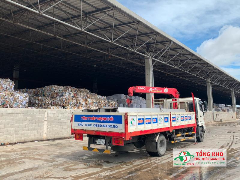 Mua ke bo sàn deck giá tốt, kích thước chuẩn, chất lượng tại Tôn Thép Mạnh Hà