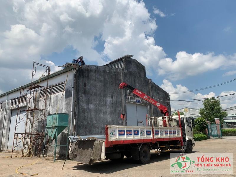 Tôn Thép Mạnh Hà - Đại lý tôn Hoa Sen uy tín hàng đầu tại Quận 8