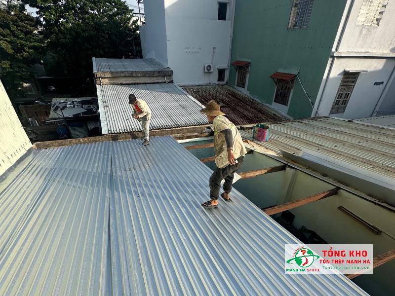 Nhu cầu sử dụng tôn Hoa Sen cho các công trình tại Huyện Củ Chi khá cao nhờ chất lượng tốt, giá hợp lý