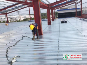 Thi công sàn deck đúng chuẩn kỹ thuật
