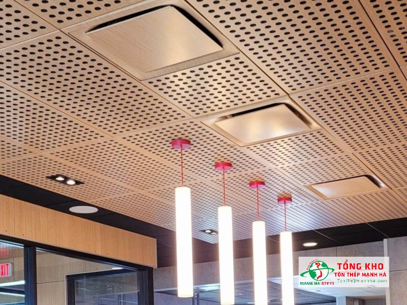 Tấm thép đục lỗ dùng trang trí trần văn phòng