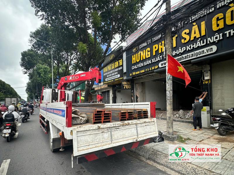 Giao 25 cây sắt I198 đến công trình xây dựng trên đường Quang Trung, Gò Vấp