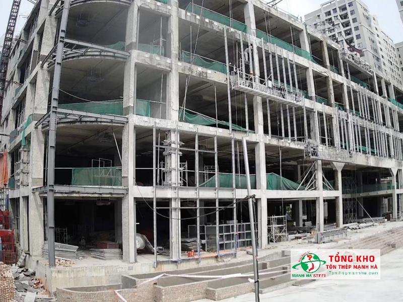 Các công trình cải tạo chung cư tại Quận 4 đang rất phổ biến kéo theo nhu cầu thép hình tăng cao