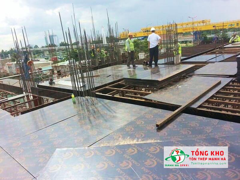 Nên chọn ván ép phủ phim 15 - 18mm để làm sàn cho các công trình tại Tây Ninh