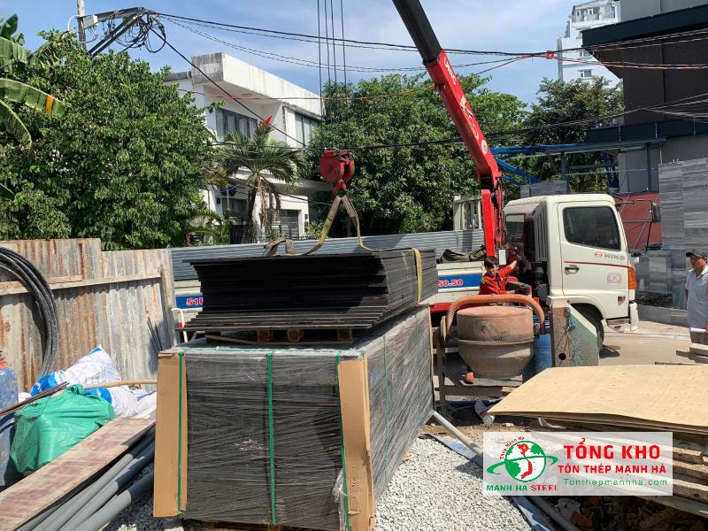 Điều kiện thi công thực tế tại Tây Ninh rất đa dạng, nên cần linh hoạt phương tiện và hình thức vận chuyển