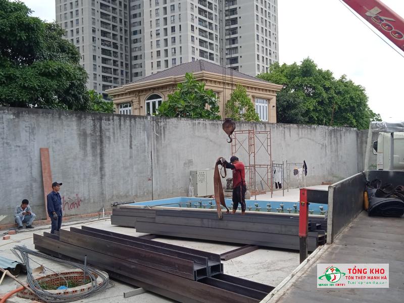 Giao thép hình I Posco cho công trình tại Quận 5