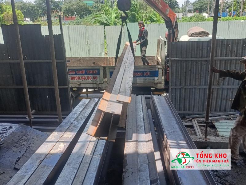 Giao thép I200 cho công trình tòa nhà văn phòng tại Quận 8