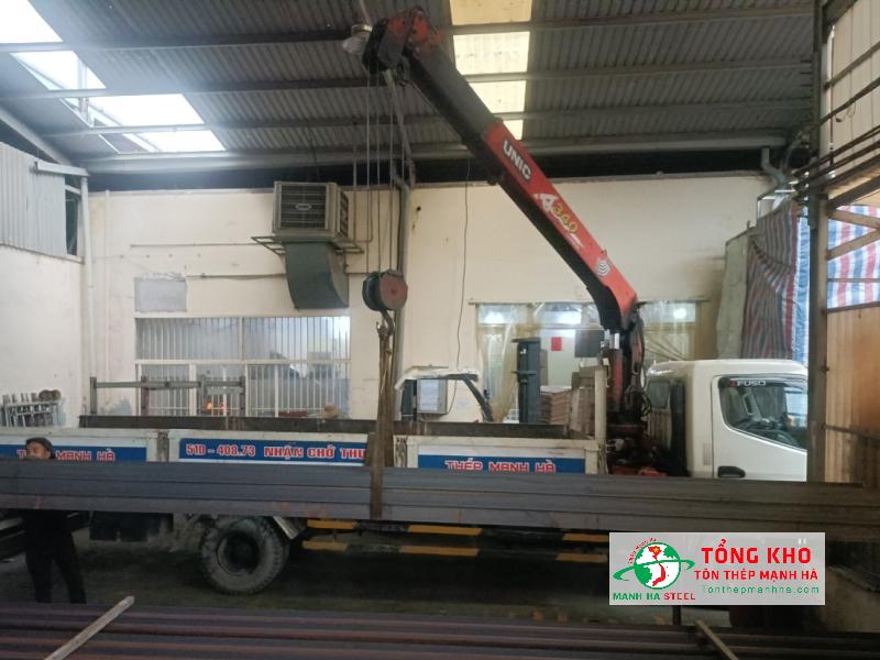 Giao thép I cho công tình nhà xưởng ở Bình Thạnh