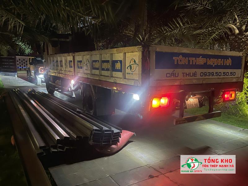 Giao thép I và thép hộp phục vụ công trình nhà ở tại Đất Đỏ - Vũng Tàu