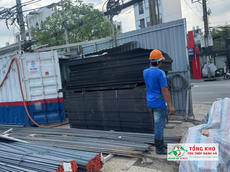 Tìm nhà cung cấp ván ép phủ phim tại Vĩnh Long có dịch vụ giao hàng linh hoạt, đảm bảo sản phẩm chất lượng, giá tốt