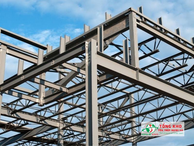 Nhu cầu thép hình I cho các công trình nhà xưởng ở các KCN tại Đồng Nai khá cao