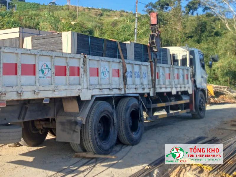 Tôn Thép Mạnh Hà cung cấp ván phủ phim tại Huyện Củ Chi đúng độ dày, chất lượng tốt, có xe giao nhanh