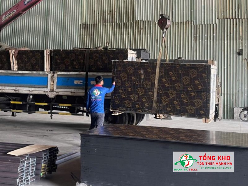 Tôn Thép Mạnh Hà - Đại lý ván phủ phim tại Quận 1 uy tín, hàng chất lượng, giá cạnh tranh