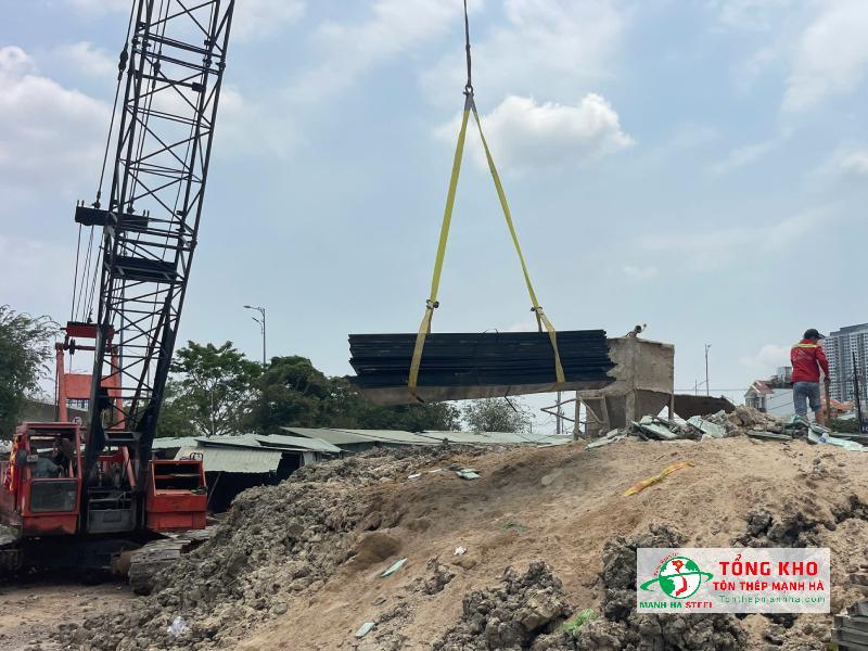 Bàn giao 500 tấm ván phủ phim 18mm đến công trình hạ tầng tại Tây Hòa, Phú Yên