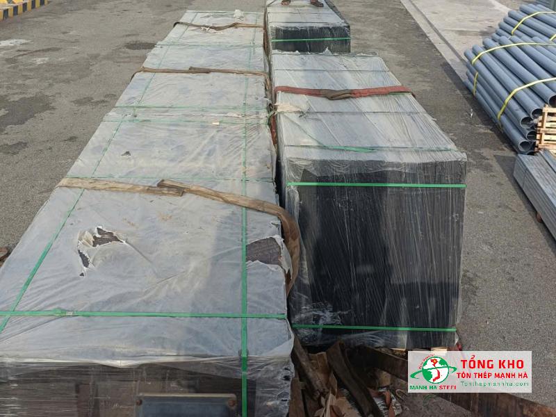 Ván phủ phim tại Nha Trang giá tốt, độ bền cao cung cấp bởi Tôn Thép Mạnh Hà
