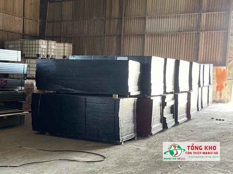 Ván phủ phim tại Ninh Thuận chịu lực tốt, chống ẩm hiệu quả, có sẵn số lượng lớn