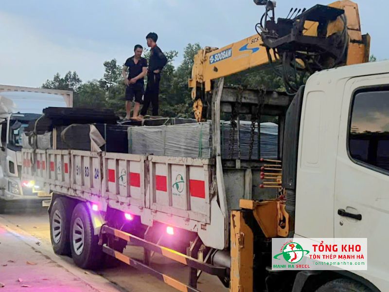 Ván phủ phim tại Quận 5 có đủ quy cách cho mọi công trình, giao nhanh theo tiến độ