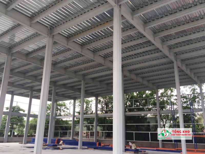 Thép hình I Posco được lựa chọn sử dụng cho hệ dầm, sàn nhà xưởng, nhà tiền chế Quận 12