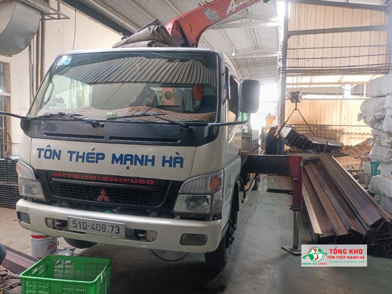 Đại lý thép Posco tại Quận 1 vận chuyển thép đến tận công trình