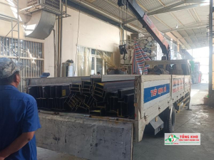 Đại lý thép Posco tại Quận 4 giao hẻm nhỏ, hàng chuẩn quy cách