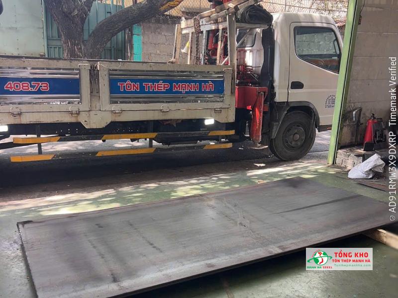 Tôn Thép Mạnh Hà là địa chỉ bán thép Posco tại Quận 4 đa dạng quy cách, đáp ứng mọi nhu cầu