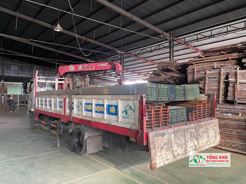 Tôn Thép Mạnh Hà phân phối thép Posco tại Quận 6 đúng quy cách, nguồn hàng ổn định, giao theo tiến độ