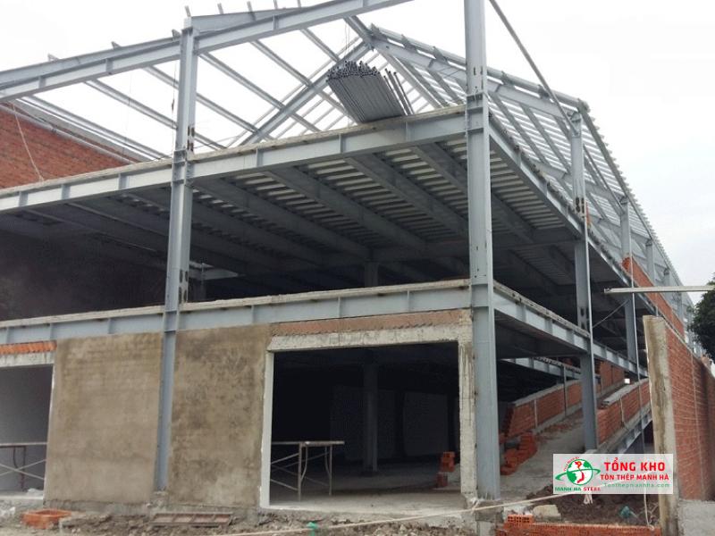 Thép Posco các loại như thép hình, thép tấm được dùng trong xây dựng nhà xưởng, nhà hàng, quán ăn tại Gò Vấp