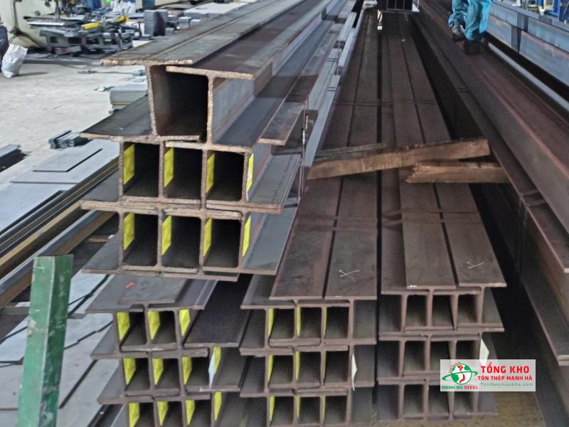 Thép hình H Posco đa dạng quy cách từ H100 - H150 cung cấp cho nhà tiền chế, nhà xưởng tại Củ Chi