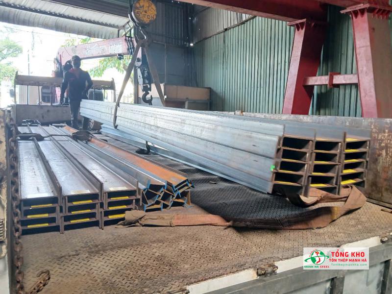 Sản phẩm thép H148 Posco được Tôn Thép Mạnh Hà cung cấp đến khách hàng tại Bình Dương