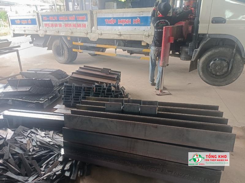 Tôn Thép Mạnh Hà là đại lý thép hình An Khánh tại Quận 10 hàng chính hãng, đủ chứng từ, báo giá nhanh, ưu đãi cho đơn hàng lớn
