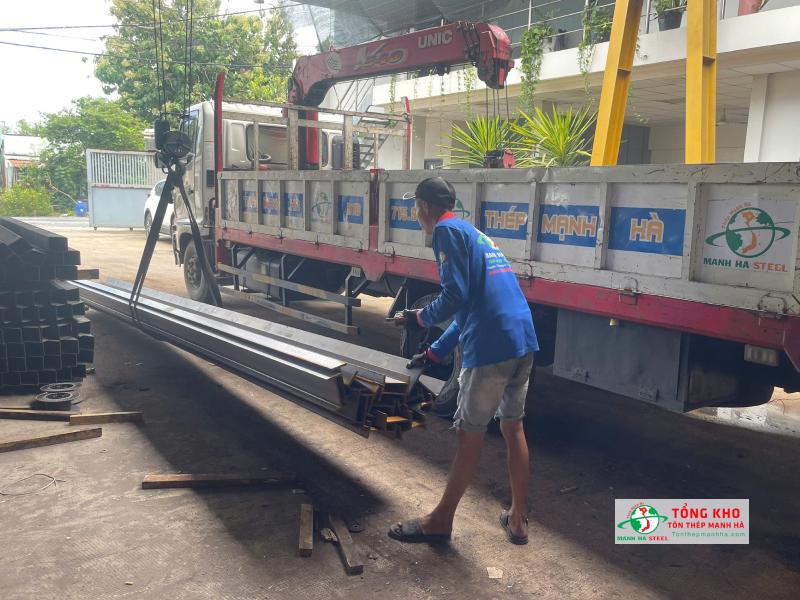 Giao 48 cây thép hình I200 An Khánh sửa chữa nhà xưởng tại KCN Tân Phú Trung, Huyện Củ Chi