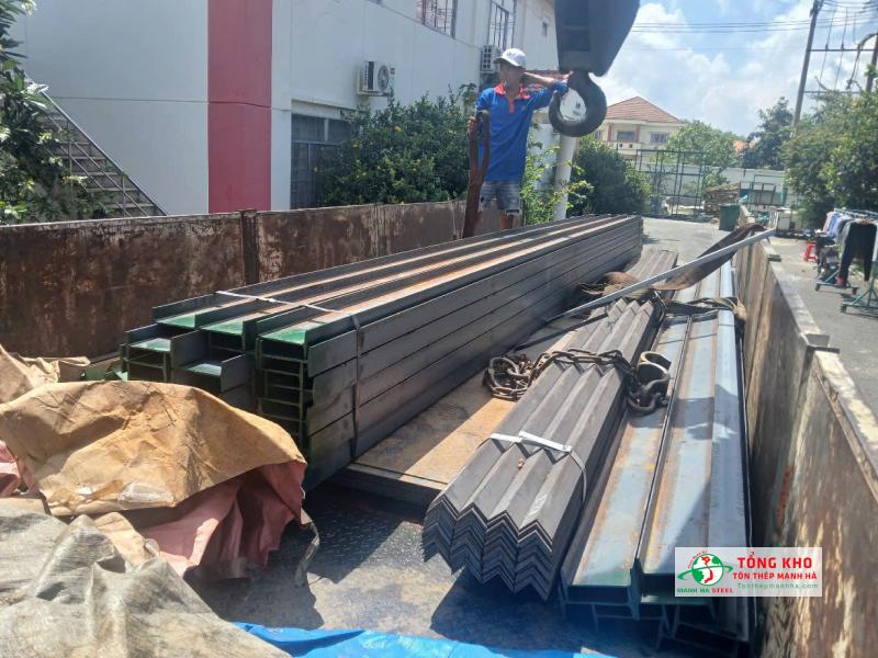 Cung ứng thép I200, V75 An Khánh phục cho sửa chửa toàn văn phòng tại Hậu Giang, Quận 6