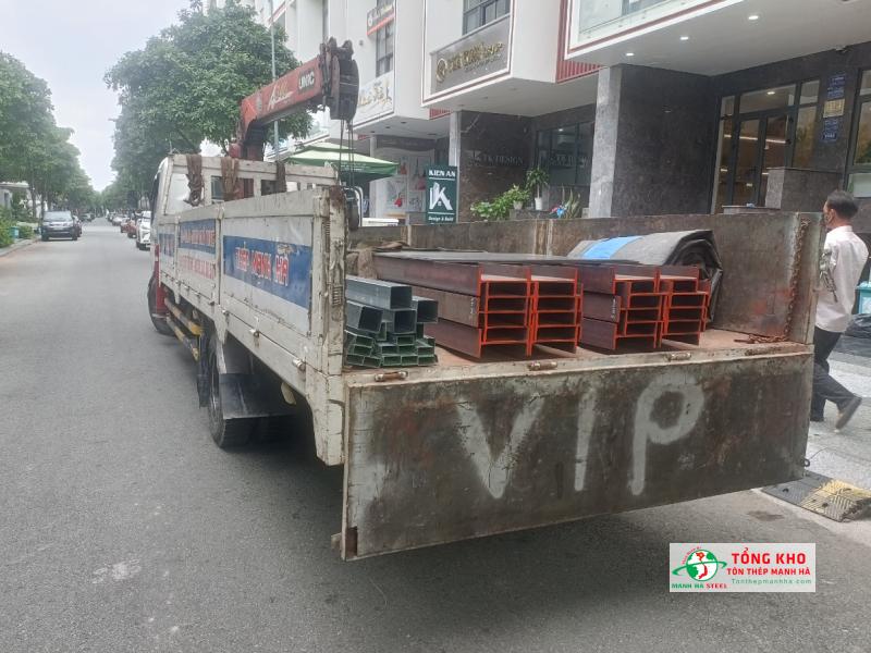 Thép hình An Khánh giao ở khu dân cư tại Tân Bình được điểu chỉnh linh hoạt theo khung giờ phù hợp, tránh ảnh hưởng xung quanh