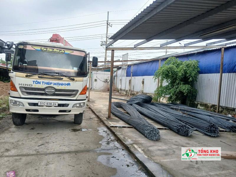 Đại lý thép Pomina tại Long An uy tín - Tôn Thép Mạnh Hà luôn có sẵn hàng, cung ứng nhanh và đầy đủ quy cách